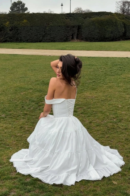 Elegant White A-Line Sweetheart Tiered Midi Homecoming Party Dress