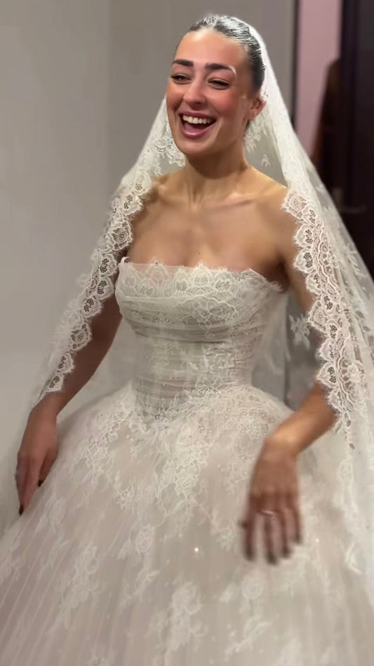 Ivory Strapless Tulle Lace Wedding Dress Elegant Bridal Wedding Gown,LTP4290