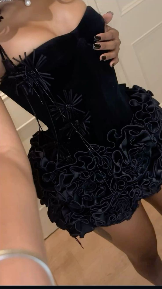Stylish Satin Rose Pleated Black Cocktail Dress Sheath Short Birthday Dress Homecoming Dress Y9142