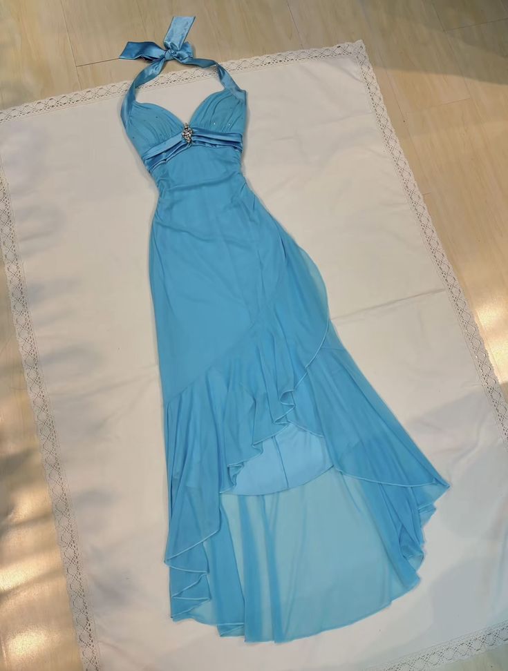 Blue Halter Chiffon Ruffles Sheath Formal Evening Dresses