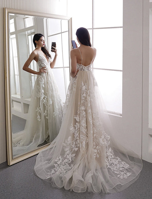 LTP1608,Elegant White Wedding Dresses Spaghetti Straps Sweep Train with Appliques