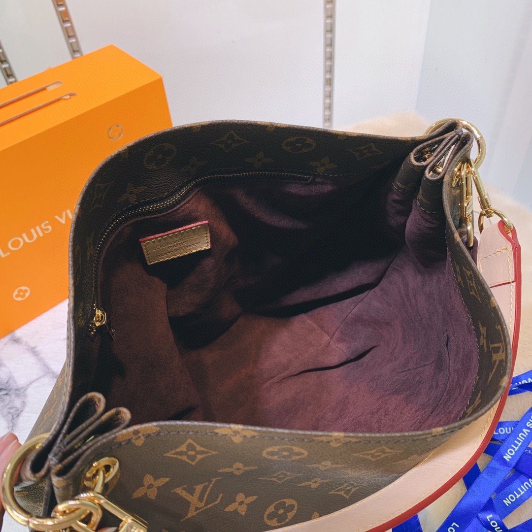 Louis Vuitton Monogram Canvas Metis Hobo Handbag