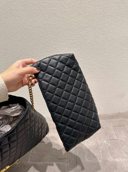 Women Saint Laurent Icare Maxi Shopping Bag In Quilted