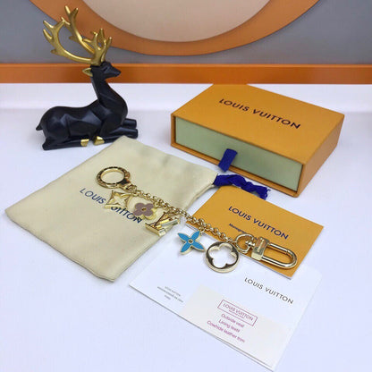 EN – Lux Keychains LUV 056