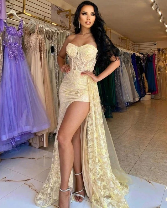 Yellow Sleeveless Sweetheart Split Mermaid Prom Dress with Applique - liymcdress