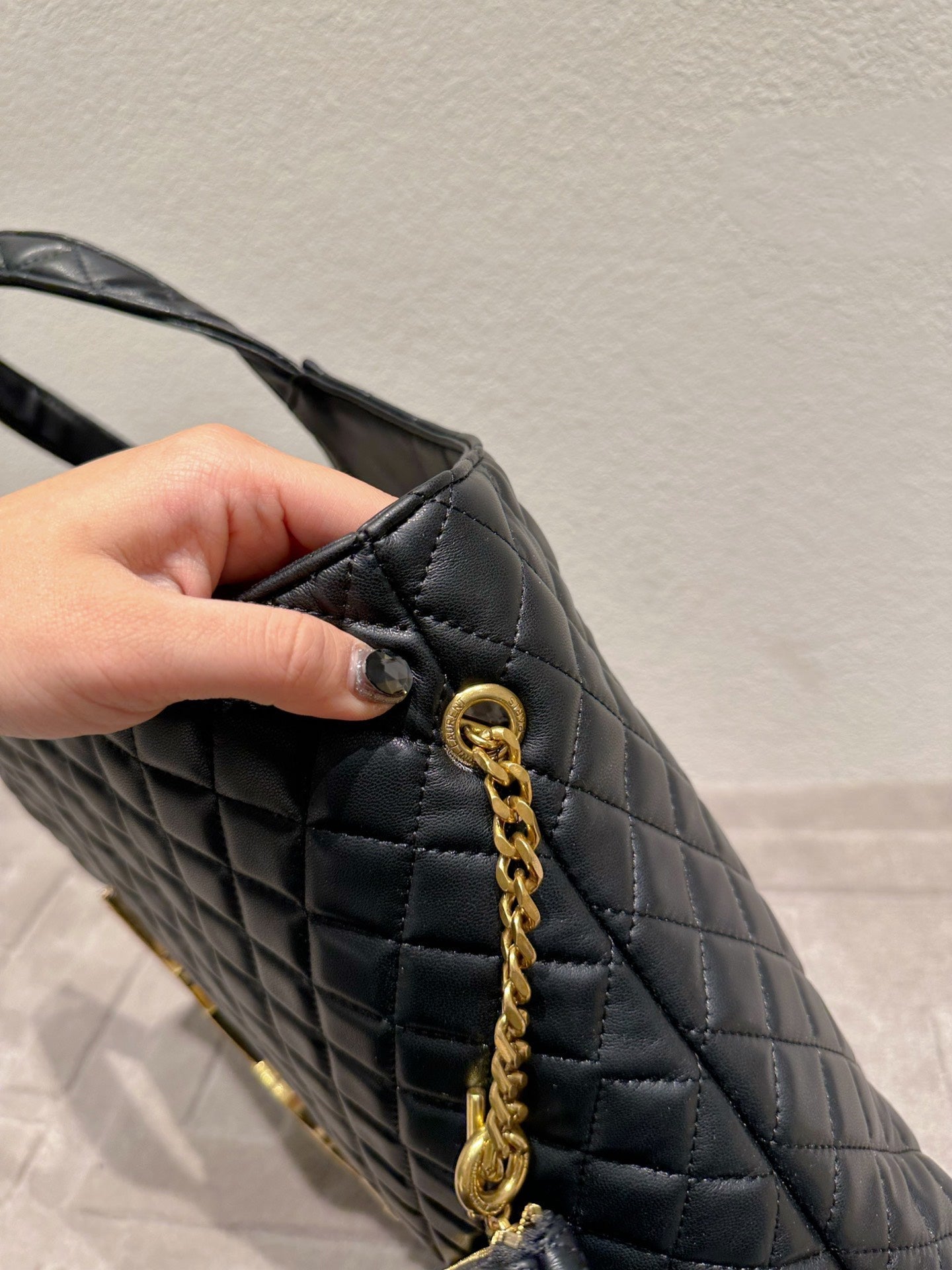 Women Saint Laurent Icare Maxi Shopping Bag In Quilted