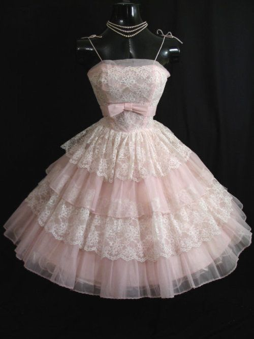 Pretty Spaghetti Straps Pink Layered Tulle Lace Short Prom Dress Formal Homecoming Dress 19th Birthday Outfits Y9903