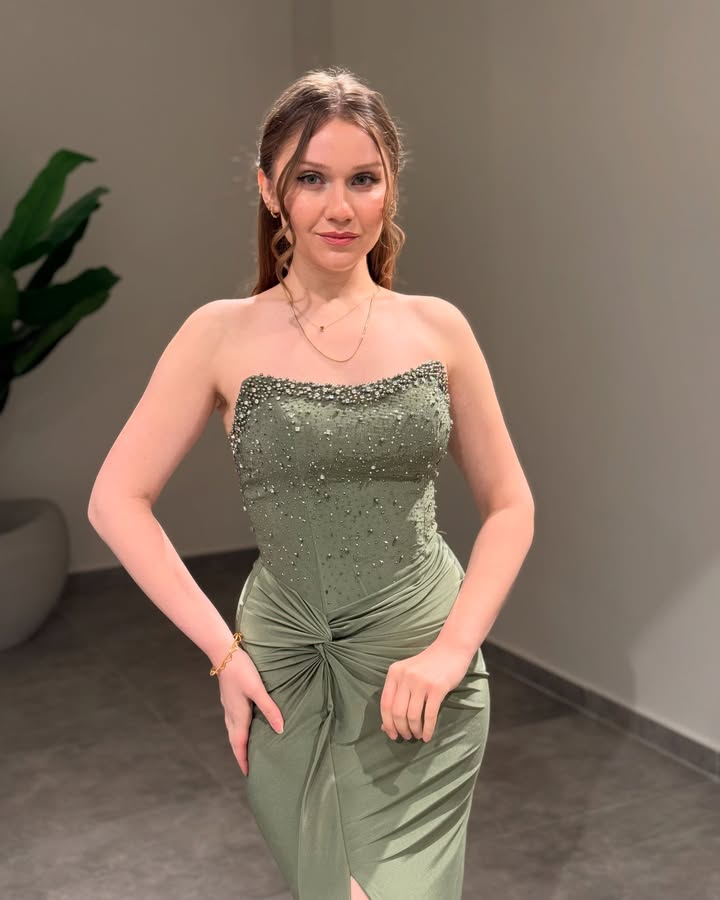 Charming Green Strapless Split Mermaid Prom Dress Pleated with Beading - liymcdress