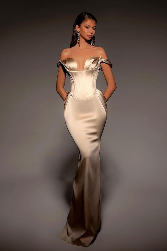 Elegant Off-the-Shoulder Gold Mermaid Prom Dress with Vintage Flair _ liymcdress