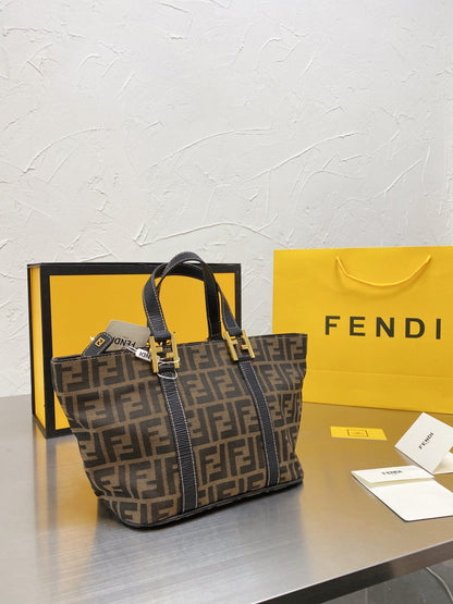 Fendi Sunshine Large Shopper Bag