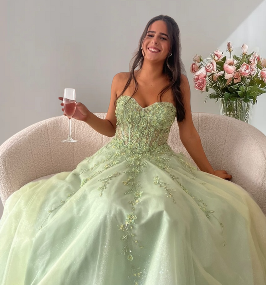 Gorgeous Long Green Prom Dresses Sweetheart A-Line Evening Dress Tulle Appliques Sleeveless Birthday Dress ED06701