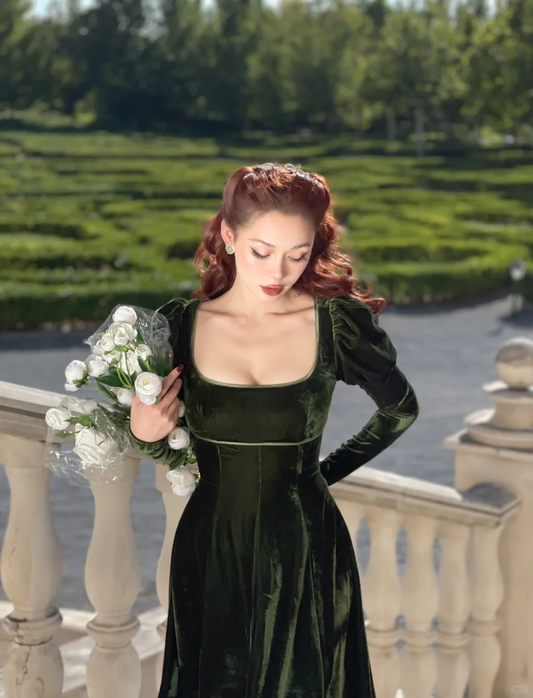 Vintage A Line Long Sleeve Green Velvet Short Prom Dress Homecoming Dress SH4227