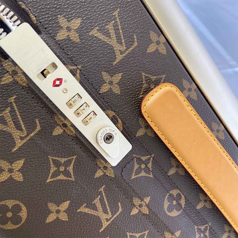 Louis Vuitton Monogram Horizon 50 brown rolling luggage