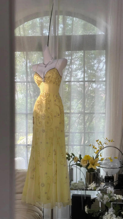 Unique Yellow Prom Dresses Long Beaded Open Back Prom Outfit